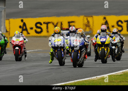 Valentino Rossi Fiat Yamaha 28. September 2008 Motor Valentino Rossi d ' Italia und das Fiat Yamaha team Fahrten in Aktion während der Runde 15 der MotoGP Weltmeisterschaft 2008 der japanischen Grand Prix auf dem Twin Ring Motegi Circuit am 28. September 2008 in Motegi Japan Foto von Masakazu Watanabe AFLO SPORT 0005 ausgetragen Stockfoto