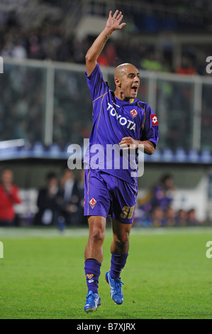 Sergio Almiron Fiorentina 30. September 2008 Fußball UEFA Champions League 2008 2009 Fiorentina Italien Vs Steaua Bucuresti Bucarest 0 0 Artemio Franchi Stadion Florenz Italien Foto: Enrico Calderoni AFLO Stockfoto