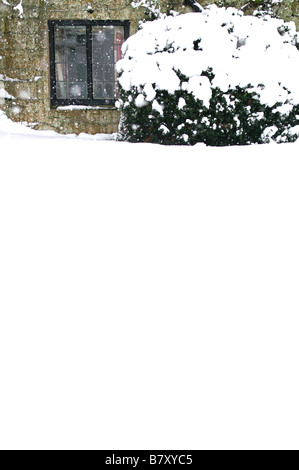 Ferienhaus in Cotswold bedeckt mit sehr tiefem Schnee Winter stark und kalt. Broadway, Worcestershire Stockfoto