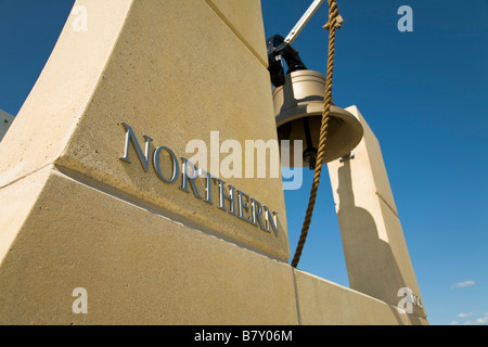 ILLINOIS DeKalb Bell außerhalb Einberufung Center Gebäude auf dem Campus der Northern Illinois University Stockfoto