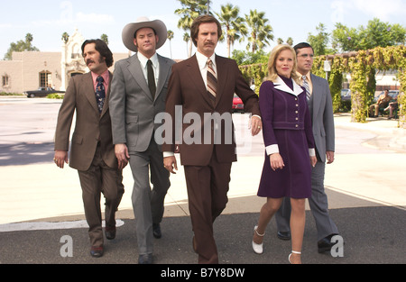 Presentateur Vedette: La légende de Ron Burgundy Anchorman: Die Legende von Ron Burgundy Jahr: 2004 USA Will Ferrell, David Koechner, Christina Applegate, Steve Carell, Paul Rudd Regie: Adam McKay Stockfoto