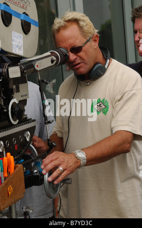 David R. Ellis David R. Ellis David R. ELLIS sur le tournage auf dem Satz du Film zellulären Jahr: 2004 USA Regie: David R. Ellis USA 2004 Stockfoto