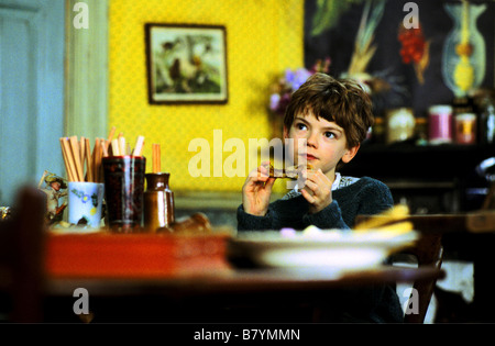 Nanny McPhee Jahr: 2005 USA/Großbritannien Thomas Sangster Regie: Kirk Jones Stockfoto