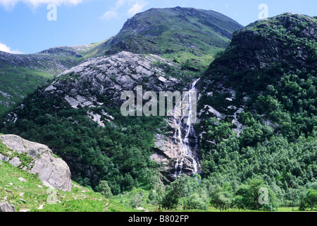 Oberen Glen Nevis Steall Wasserfall Scotland Scottish Highlands Highland Argyll Argyllshire Landschaft Landschaft Berge Hügel Stockfoto