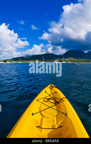 Kajakfahren auf Hanalei Bay Insel Kauai Hawaii Stockfoto