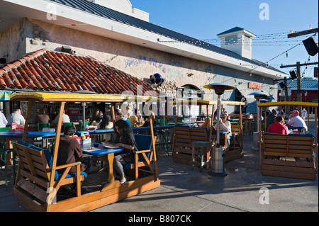 Bar in Pointe Orlando in den frühen Abendstunden, Central International Drive, Orlando, Florida, USA Stockfoto