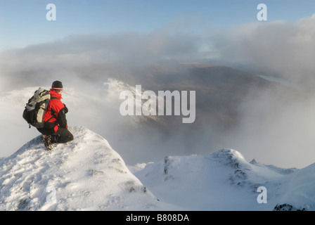 Walker Hill nahe dem Gipfel des Ben Vorlich im schottischen Arrochar Alpen Dezember Stockfoto