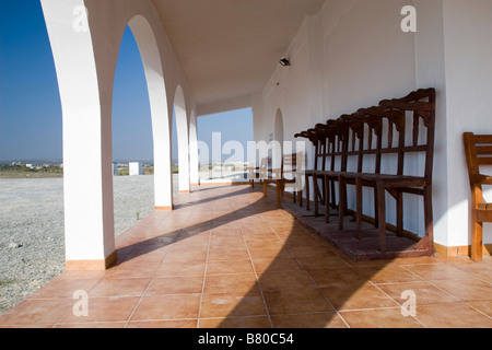 Galerie der Agia Thekla Kapelle am Strand des Mittelmeers in der Nähe von Aiga Napa Südzypern Stockfoto