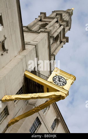 Uhr und Turm von Leeds Civic Hall Leeds Yorkshire Feb 2009 Stockfoto