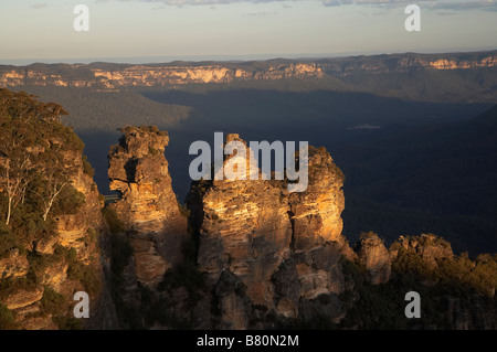 Letzte Licht auf den Blue Mountains Three Sisters in Katoomba, New South Wales Australien Stockfoto