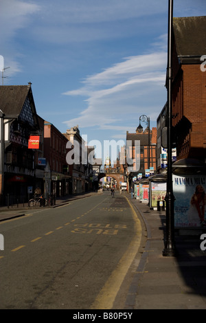 Eastgate viktorianischen Uhr eingeführt als eine Hommage an Queen Victoria auf der römischen Stadtmauer der mittelalterlichen Stadt Chester Stockfoto