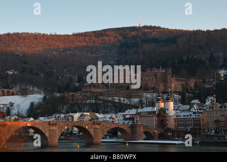 Burg und Altstadt von Heidelberg, Deutschland im winter Stockfoto