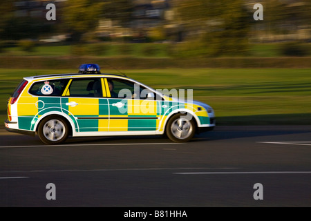 999 NHS Dundee Beschleunigung schottischen Rettungswagen Auto, Tayside Schottland, Großbritannien Stockfoto