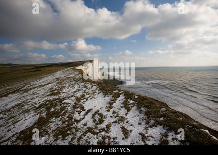 South Downs in der Nähe von Beachy Head, East Sussex mit Resten der Schnee am Boden Stockfoto