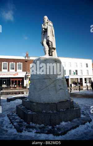 König Alfred Statue im Schnee Stockfoto