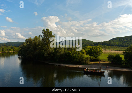 Dordogne Fluß in der Nähe von Beynac und Cazenac Schlösser Dordogne Frankreich Stockfoto