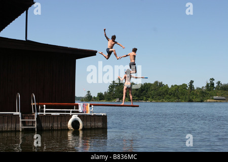 Wer die Sonne liebt, der liebt die Sonne (2006) Kanada Regisseur: Matt Bissonnette Stockfoto