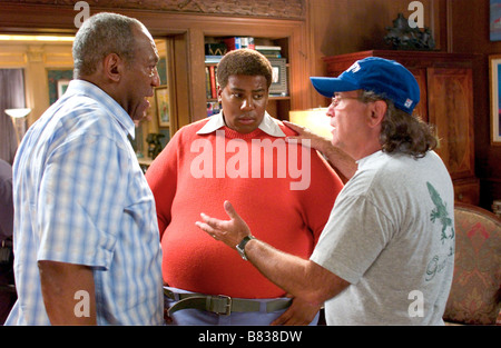 Joel Zwick Joel Zwick Regie: Von Joel Zwick avec Bill Cosby et Kenan Thompson sur le tournage/auf dem Satz du Film Fat Albert (2004) USA Stockfoto