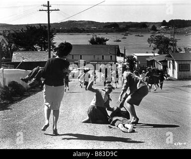 Die Vögel Jahr: 1963 - USA Suzanne Pleshette, Veronica Cartwright, Tippi Hedren Regisseur: Alfred Hitchcock Stockfoto