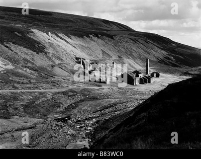 Sonnenlicht nimmt aus den Überresten der alten Bande Bergwerke, eine verlassene Blei-Mine bei Gunnerside, Swaledale, Yorkshire Dales, UK Stockfoto