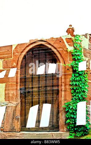 Innenwände der Gotik und Renaissance-Schloss (Burg)-Heidelberg, Deutschland. Stockfoto