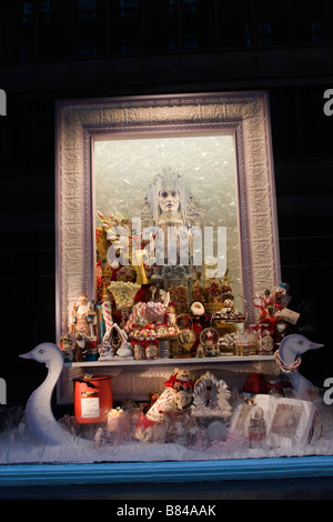 Weihnachts-Fenster anzeigen 2008 - Fortnum and Mason Store in Piccadilly London GB UK Stockfoto