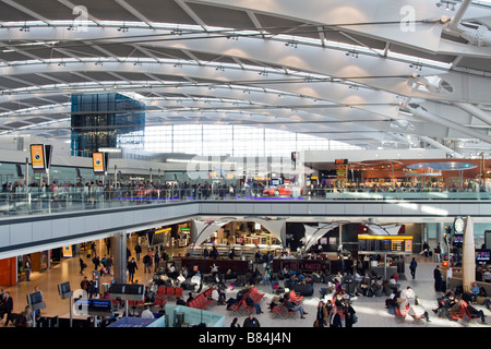 Abflughalle Flughafen Heathrow Terminal 5 - London Stockfoto