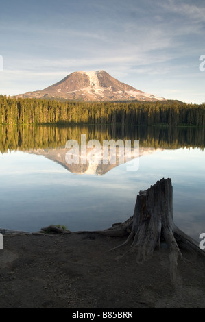 Takalak See Mt. Adams Gifford Pinchot National Forest Washington State USA Stockfoto