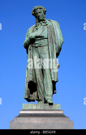 Statue von Russlands berühmtester Dichter Alexander Pushkin (1799-1837) am Puschkin-Platz in Moskau, Russland Stockfoto