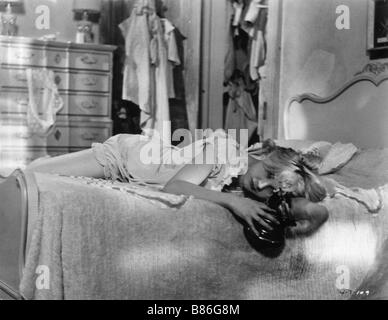 Baby Doll Jahr: 1956 - USA Carroll Baker Regie: Elia Kazan Stockfoto