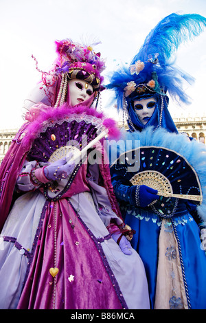 Porträt von zwei schöne Masken in Venedig Italien Stockfoto