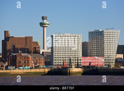 Apartment Block, ein Park West 'St Georges Hall', Waterfront, Merseyside, England Stockfoto