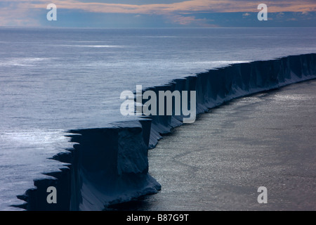 Antarktis das Ross-Schelfeis Kante in der Ross-See aus der Luft-Antenne Stockfoto