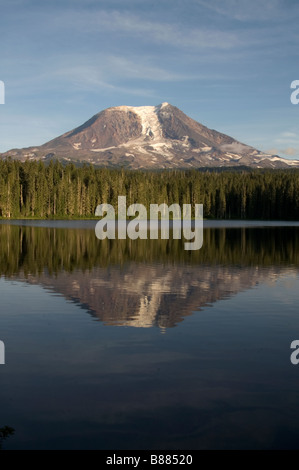 Takalak See Mt. Adams Gifford Pinchot National Forest Washington State USA Stockfoto