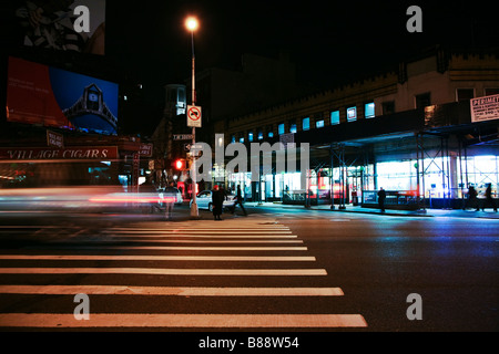 Stadt-Kreuzung in Greenwich Village, New York City Stockfoto