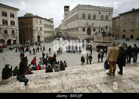 Piazza IV Novembre Platz & Brunnen Fontana Maggiore, Perugia, Umbrien, Italien Stockfoto