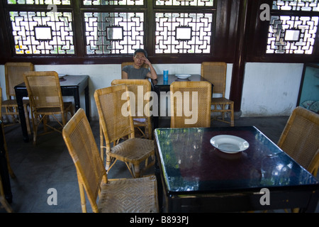 Teehaus in der blauen Welle (Canglang Ting] Pavillon in Suzhou, China Stockfoto