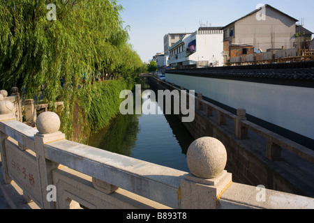 Kanal in Suzhou, China, dem "Venedig des Orients" • Stockfoto