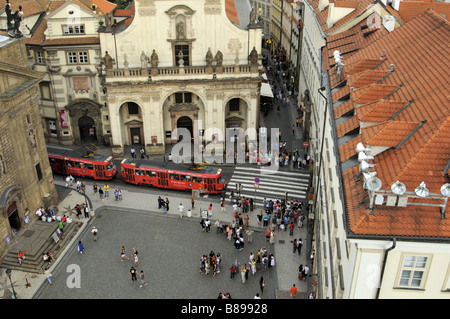 Alte Kirche des Heiligsten Erlösers in Ritter des Kreuzes Square Prag Stockfoto