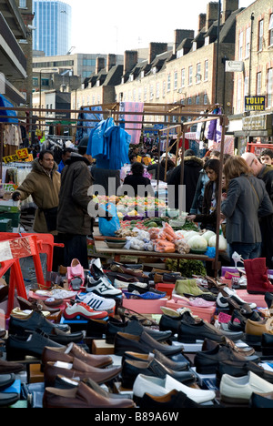 Petticoat Lane Sonntagsmarkt in East London Stockfoto