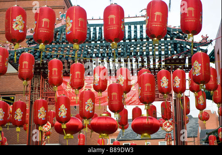 Chinatown London macht sich bereit für die Feierlichkeiten des chinesischen neuen Jahres auch bekannt als Frühlingsfest Stockfoto