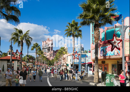 Der Sunset Boulevard mit Blick auf Twilight Zone Tower of Terror, Disney Hollywood Studios, Walt Disney World, Orlando, Florida Stockfoto