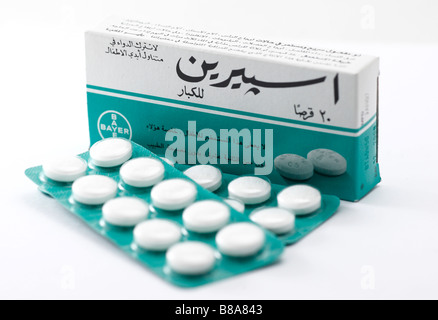 Bayer Aspirin Box mit arabische Schrift Stockfoto