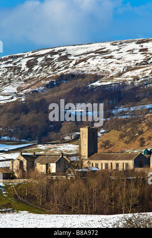 Reste der Marrick Priory Swaledale im Winter Yorkshire Dales National Park jetzt Freizeit Zentrum Stockfoto