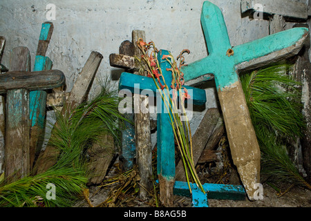 Kreuze auf einem Friedhof in Nebaj Western Highlands Guatemala Stockfoto