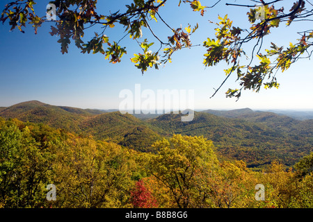 Georgien - Ansicht von Blue Ridge Aussichtspunkt in Black Rock Mountain State Park. Stockfoto