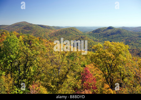 Georgien - Ansicht von Blue Ridge Aussichtspunkt in Black Rock Mountain State Park. Stockfoto
