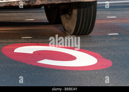 Staus Kosten Schild an Straße London England UK Stockfoto