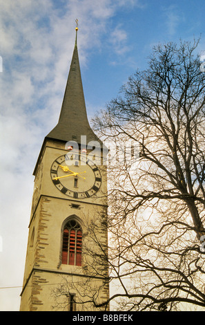 Turm der St. Martinskirche in Chur in Graubünden Graubünden Schweiz Stockfoto