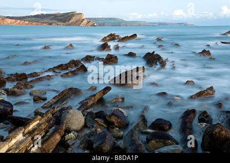 MUPE Bay leisten mit Worbarrow Tout in der Ferne auf den Jurassic Küste von Dorset. Stockfoto